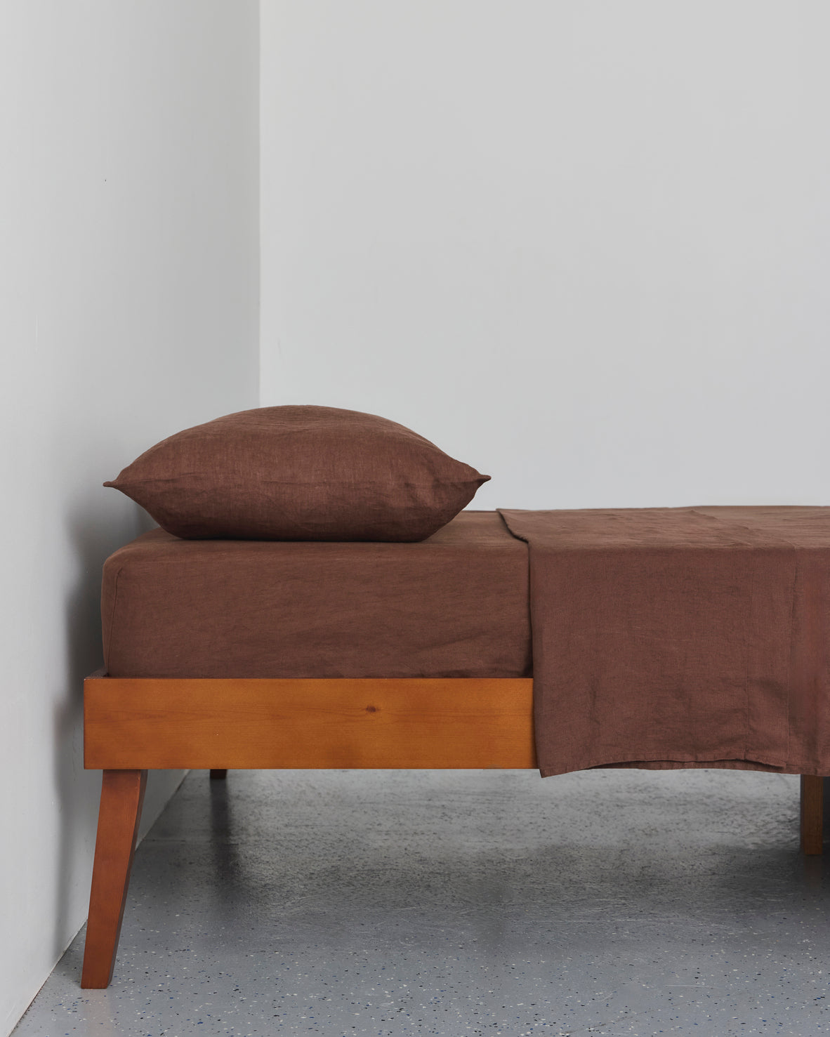Duvet + pillowcase Brown