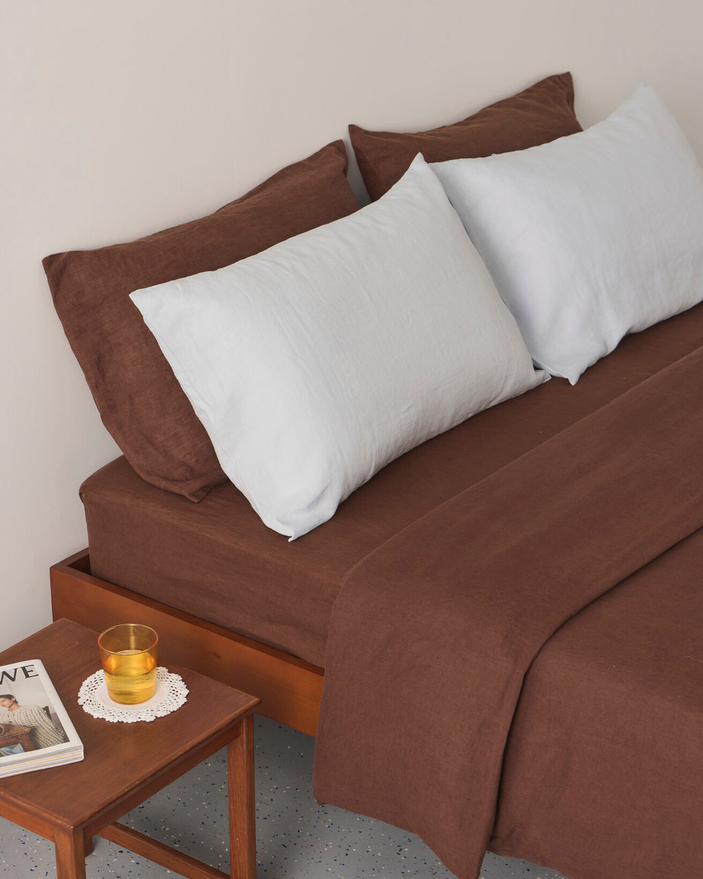 Duvet + pillowcase Brown