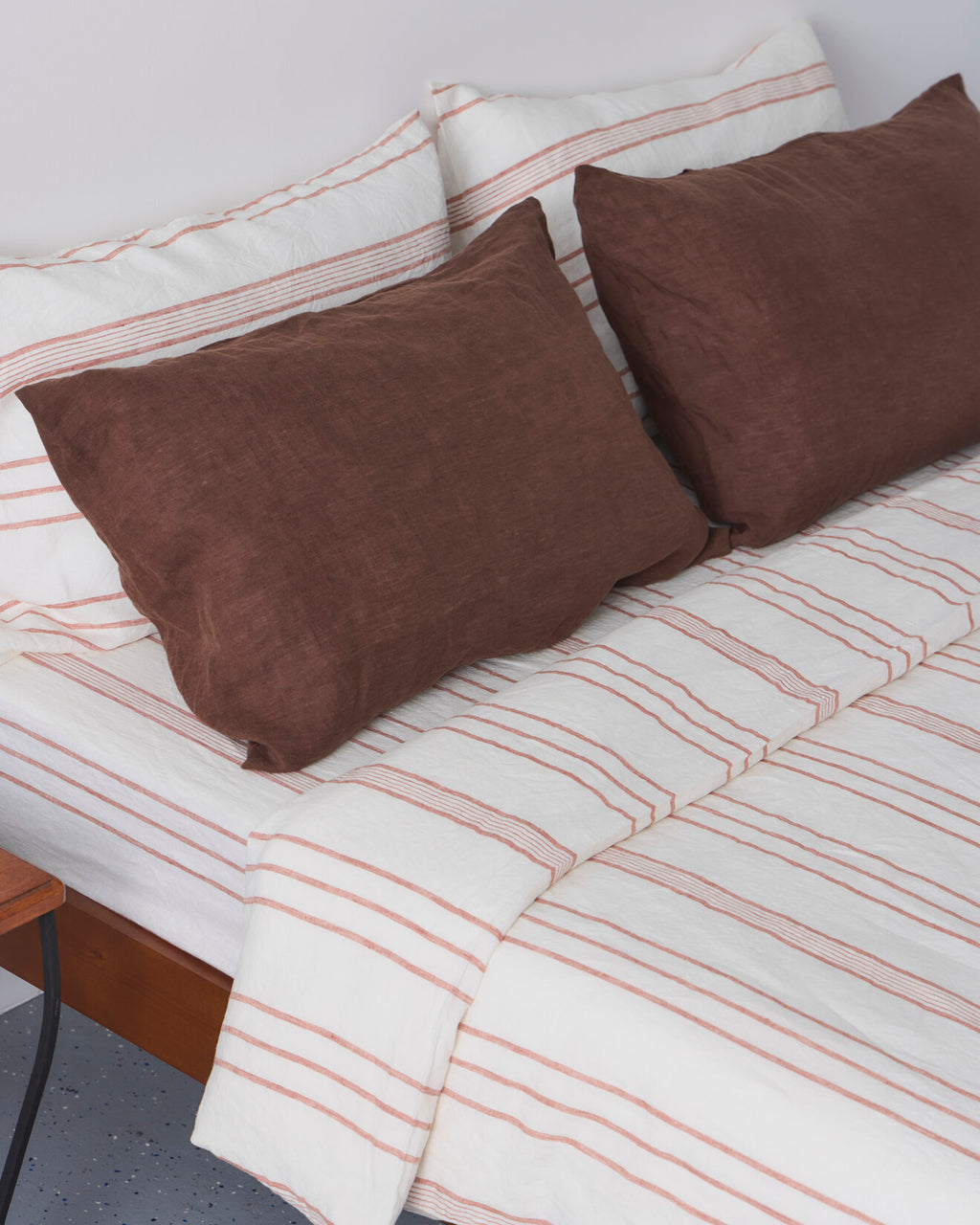 Fitted Sheets Red Stripe