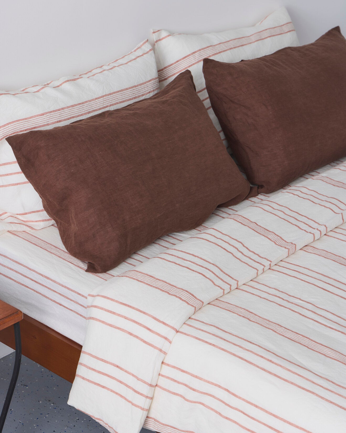 Fitted Sheets Red Stripe